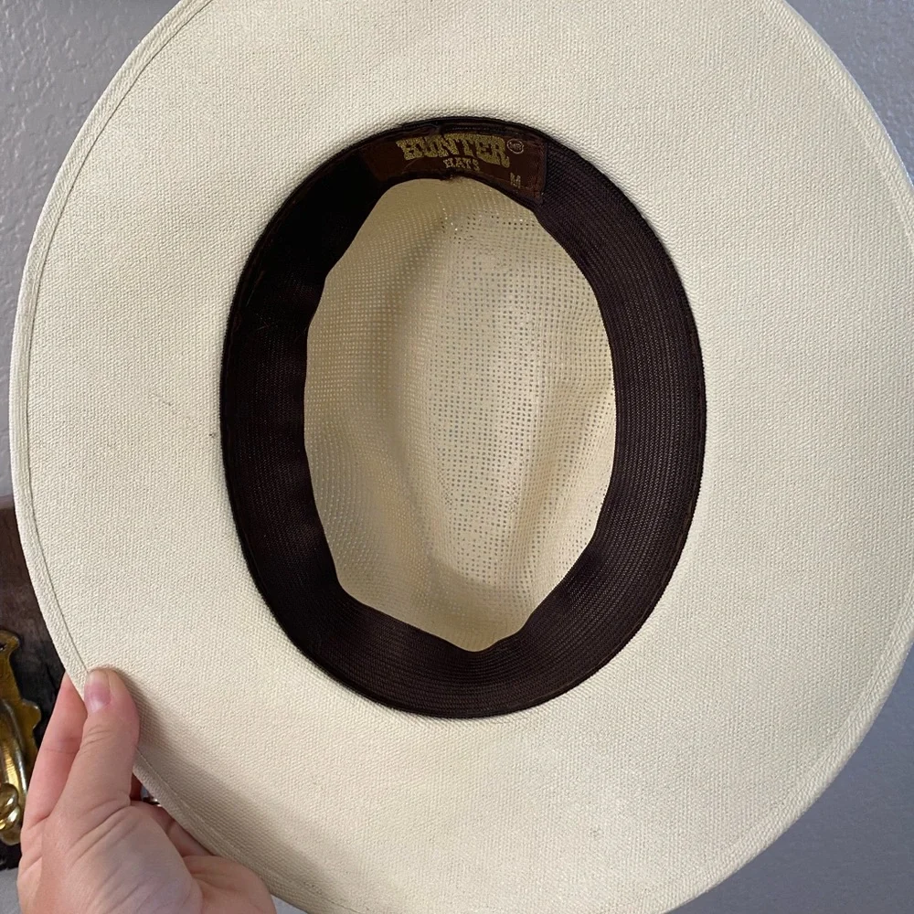 Straw and faux leather fedora